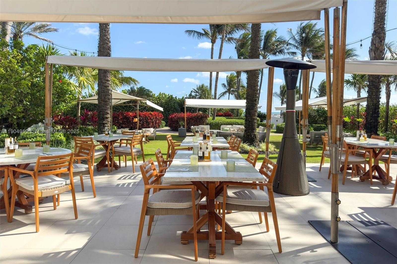 Small Image of 100 SOUTH POINTE DR #3203, Miami Beach Number 43