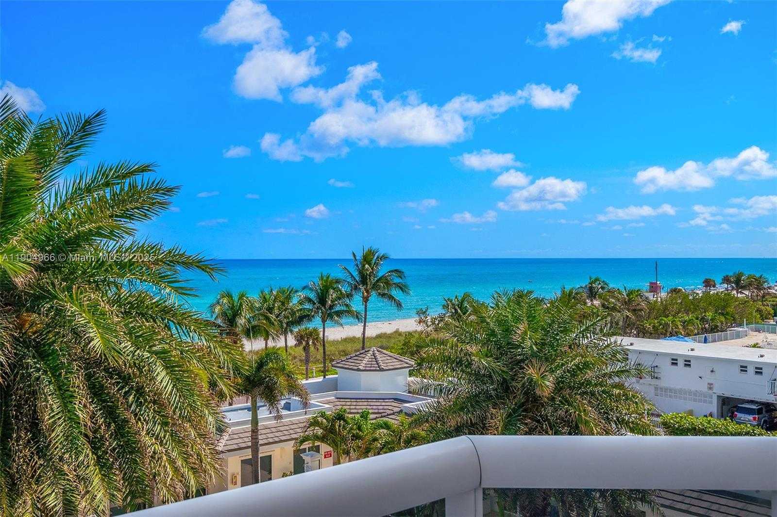 Small Image of 4775 COLLINS AVE #501, Miami Beach Number 35