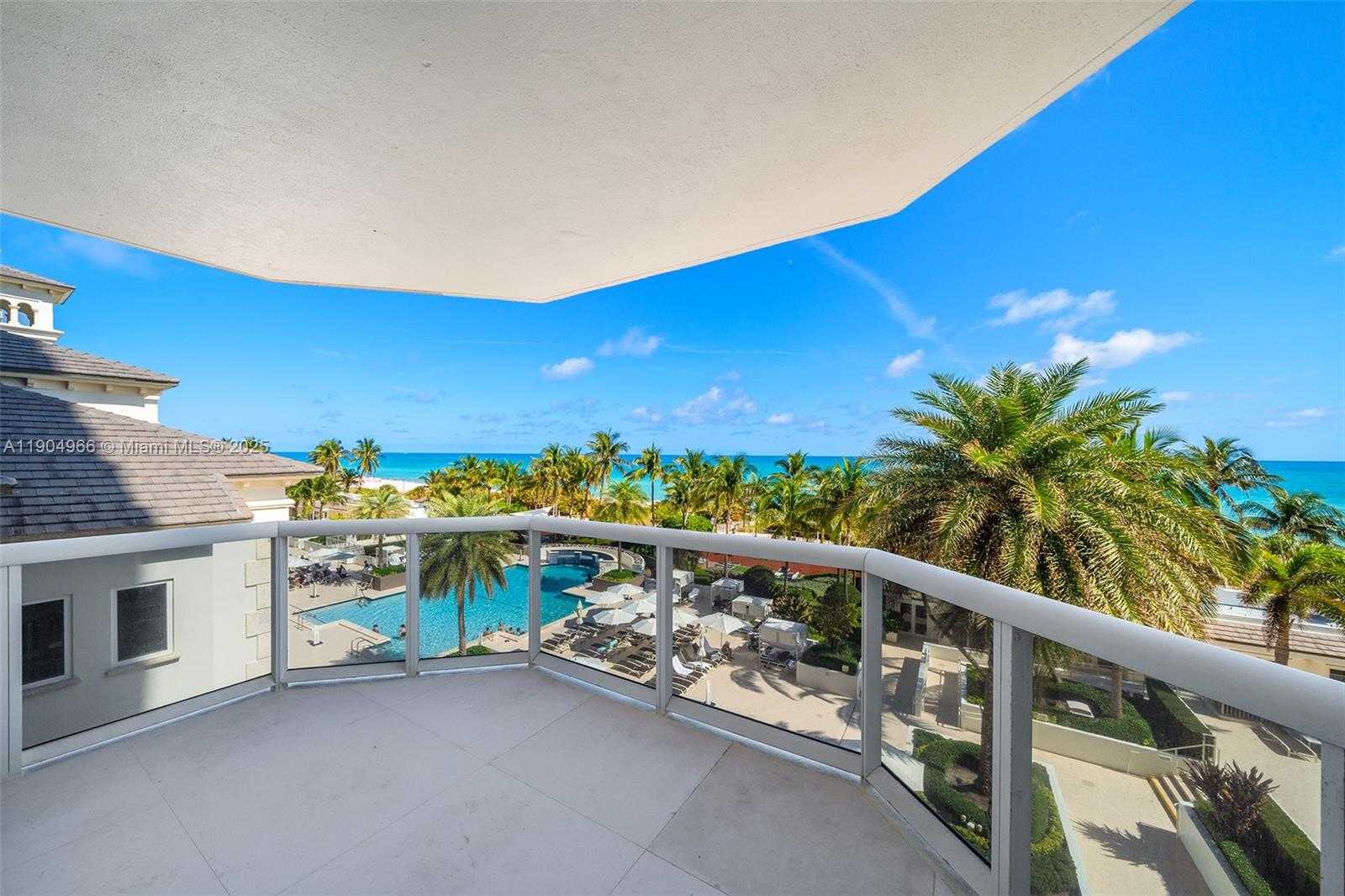 Small Image of 4775 COLLINS AVE #501, Miami Beach Number 36