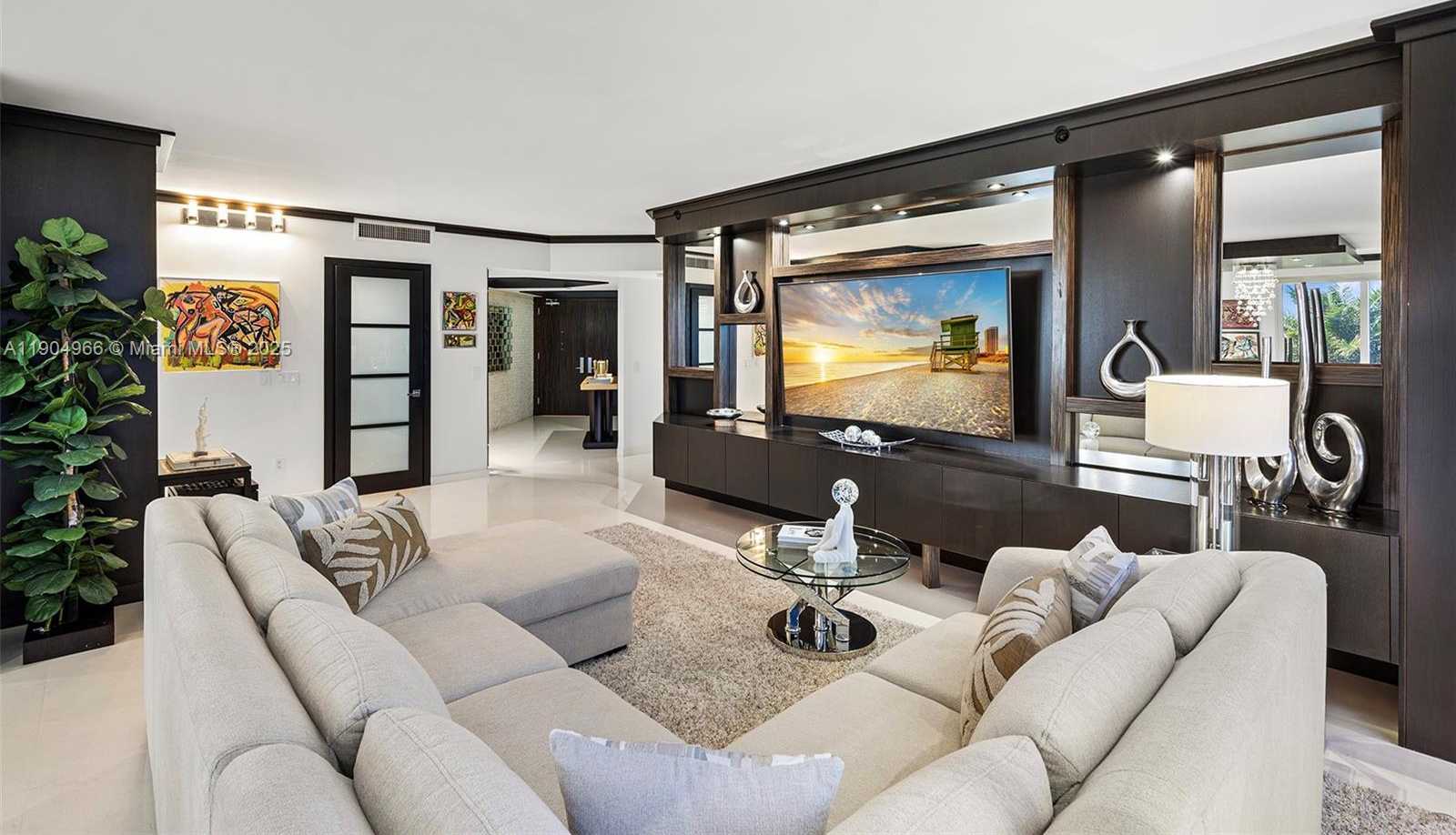 Small Image of 4775 COLLINS AVE #501, Miami Beach Number 5