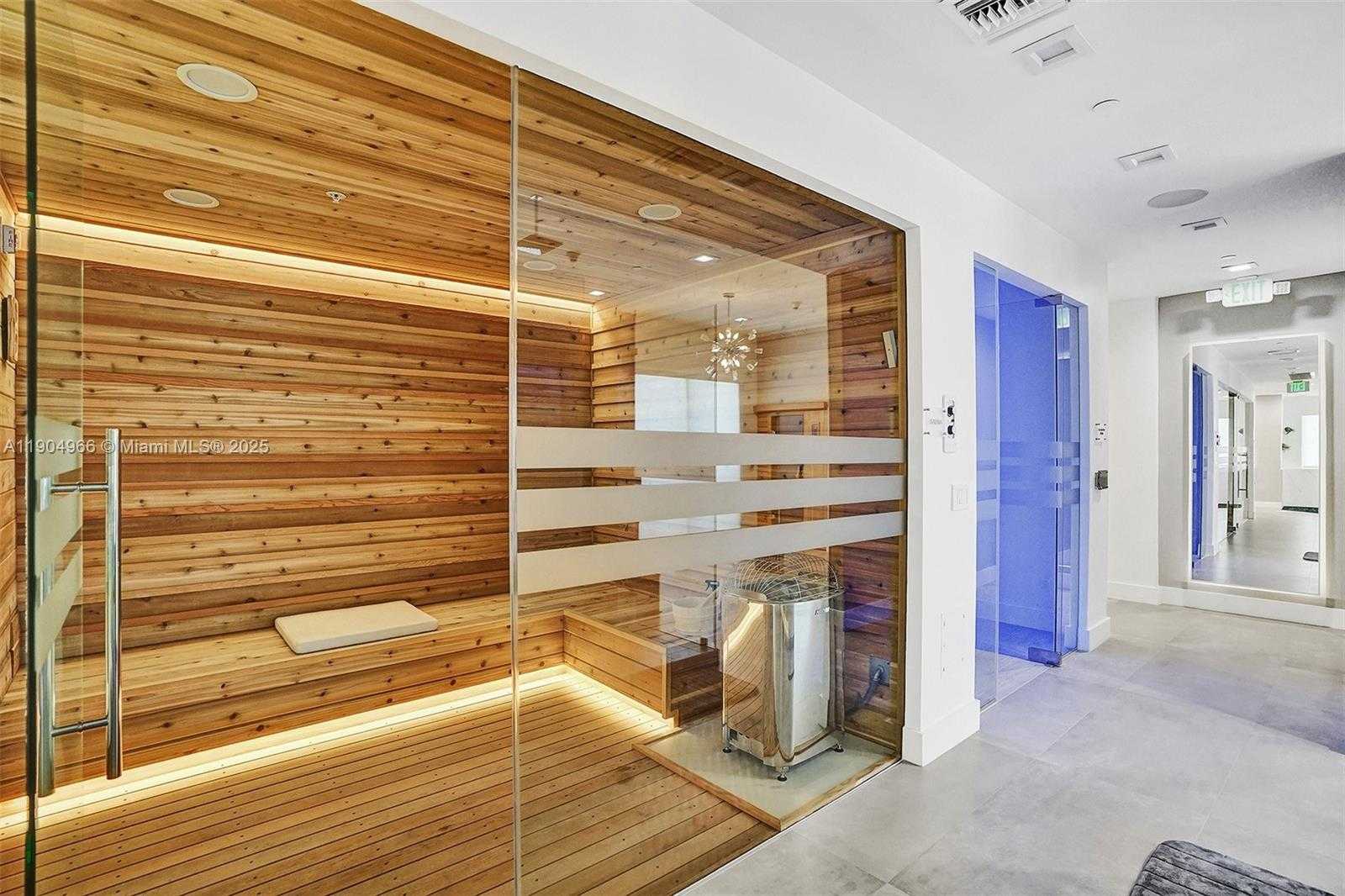 Small Image of 4775 COLLINS AVE #501, Miami Beach Number 58