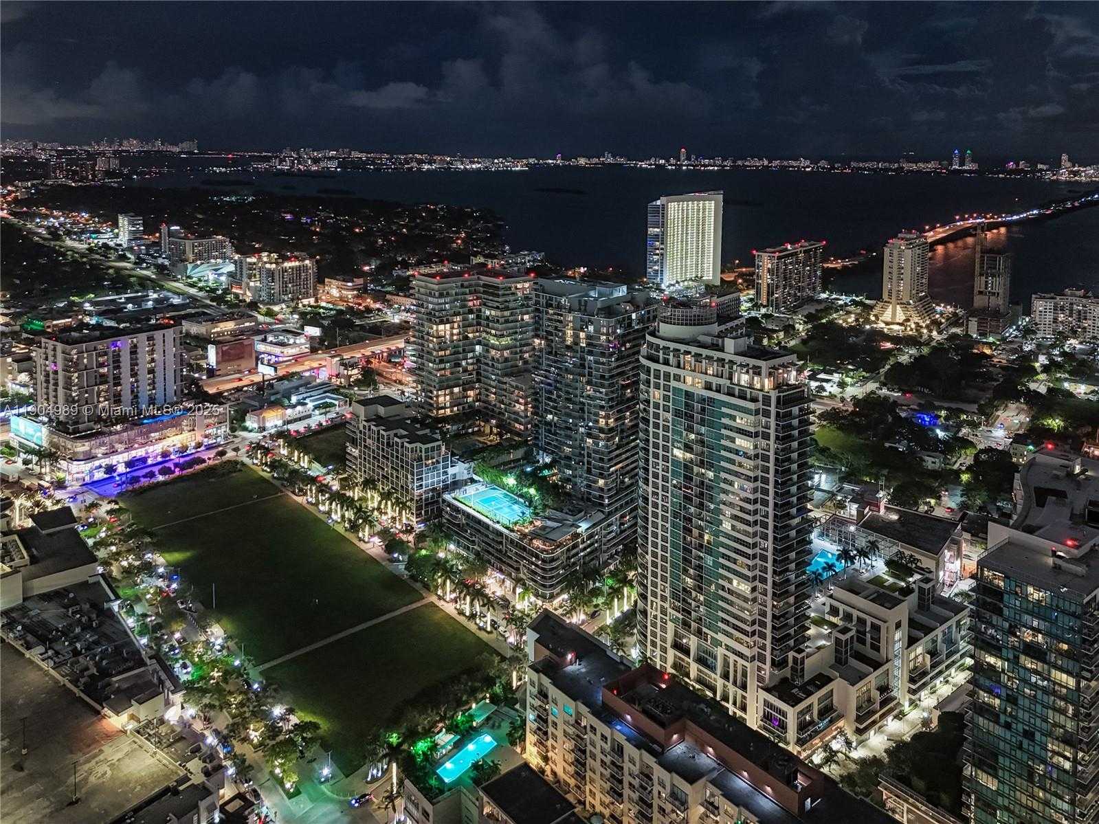 Small Image of 3301 NORTH EAST 1ST AVE #H2907, Miami Number 25