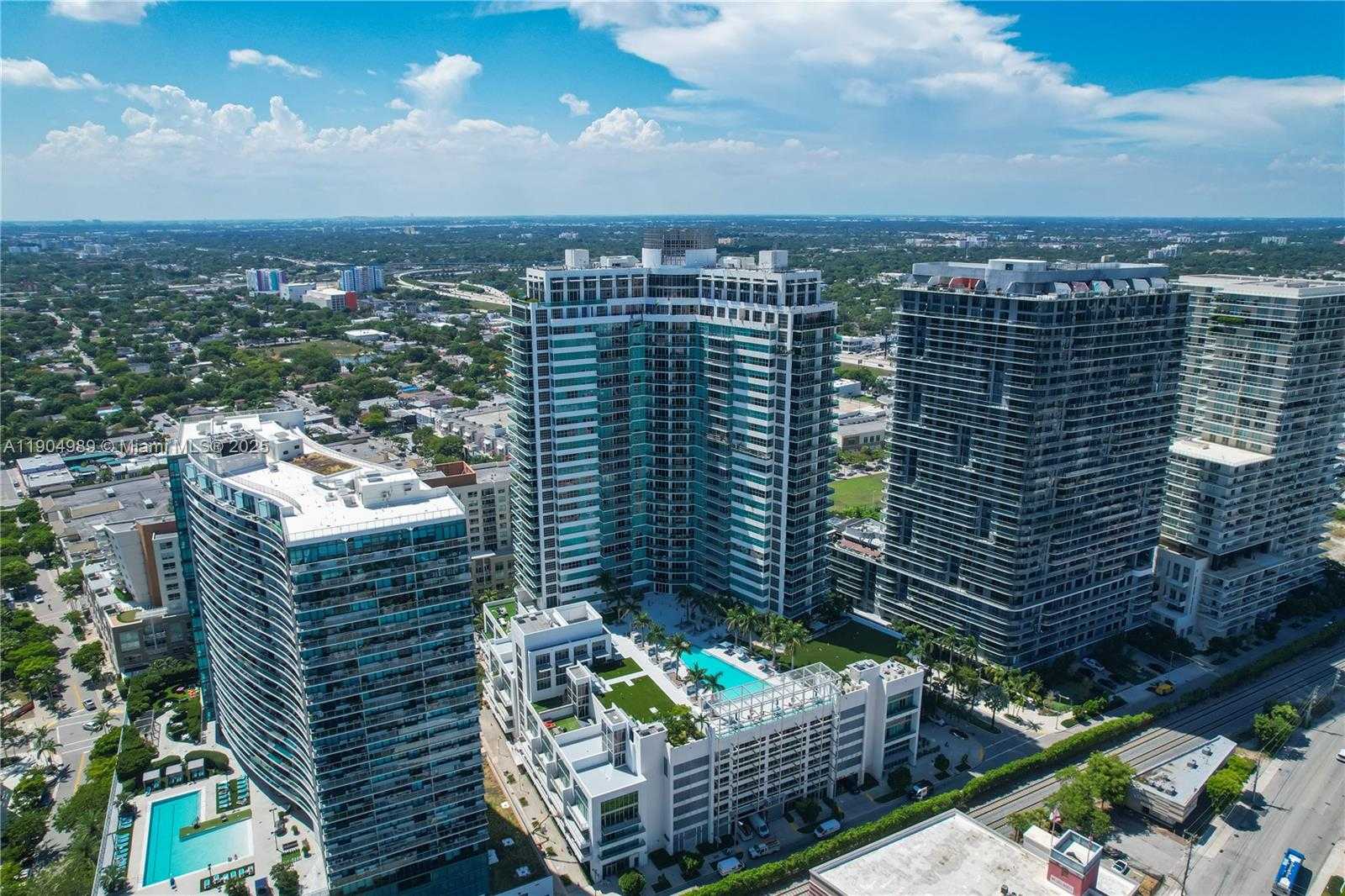 Small Image of 3301 NORTH EAST 1ST AVE #H2907, Miami Number 26