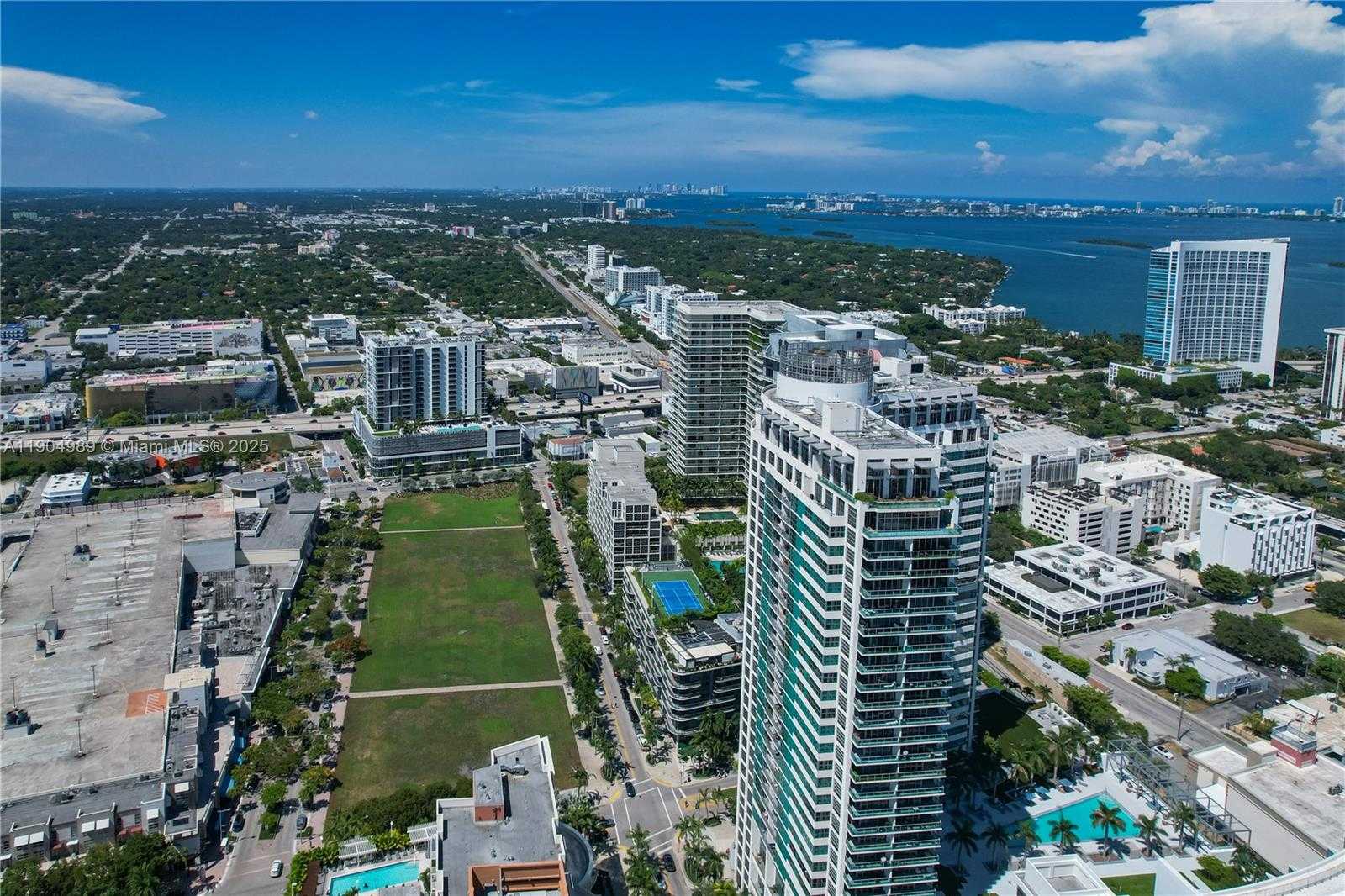 Small Image of 3301 NORTH EAST 1ST AVE #H2907, Miami Number 27