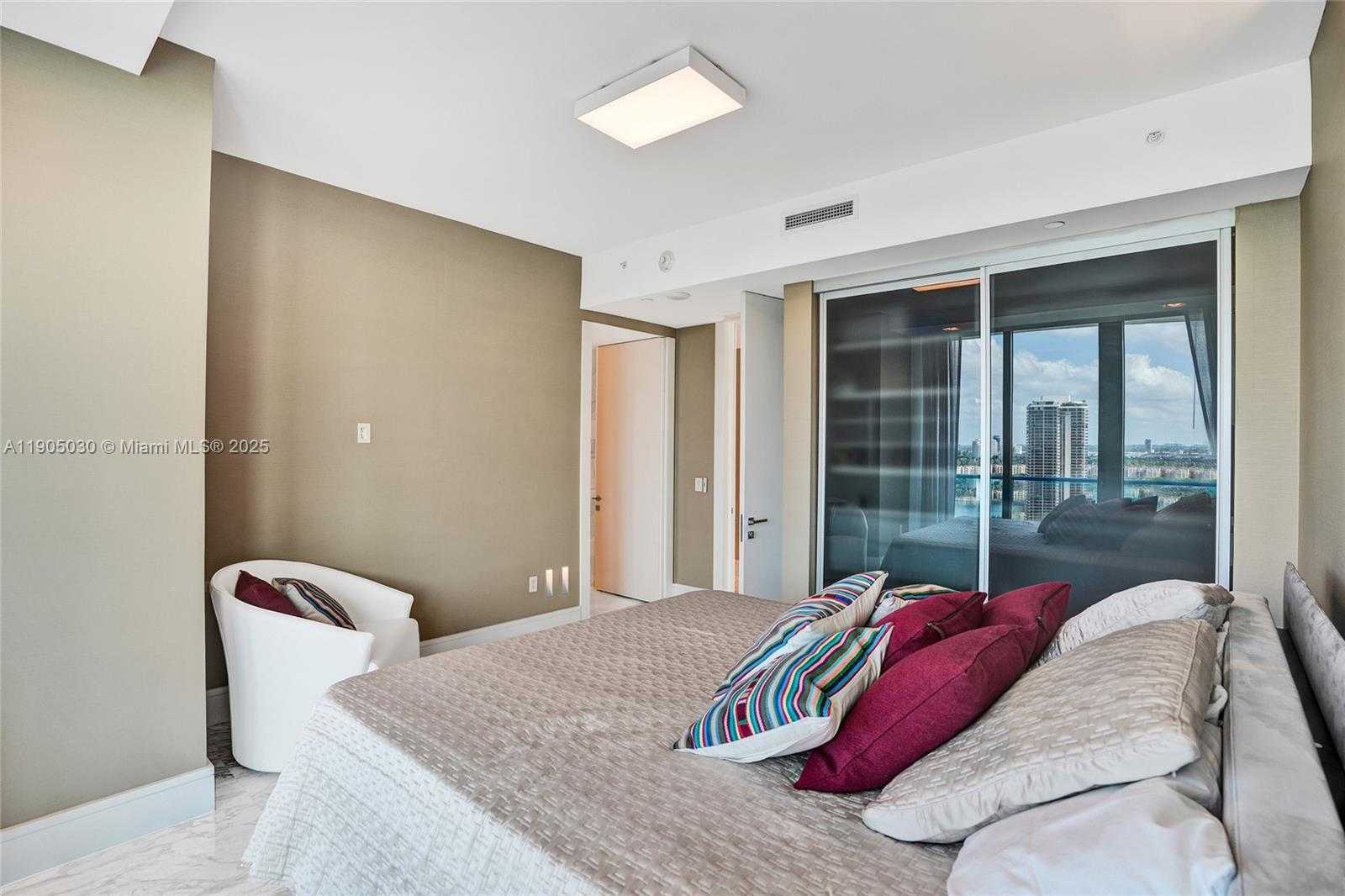 Small Image of 19575 COLLINS AVE #16, Sunny Isles Beach Number 41