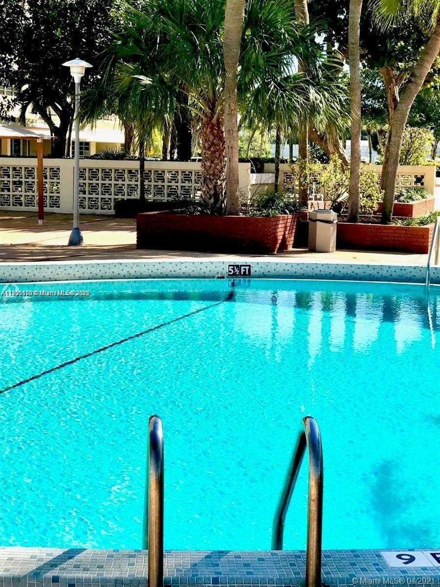 Small Image of 1865 79TH ST CSWY #4L, North Bay Village Number 18