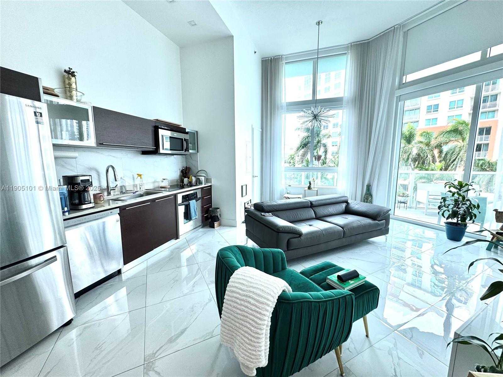 Small Image of 1900 NORTH BAYSHORE DR #710, Miami Number 25