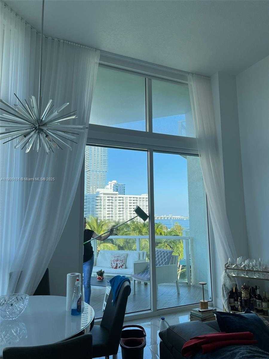 Small Image of 1900 NORTH BAYSHORE DR #710, Miami Number 7