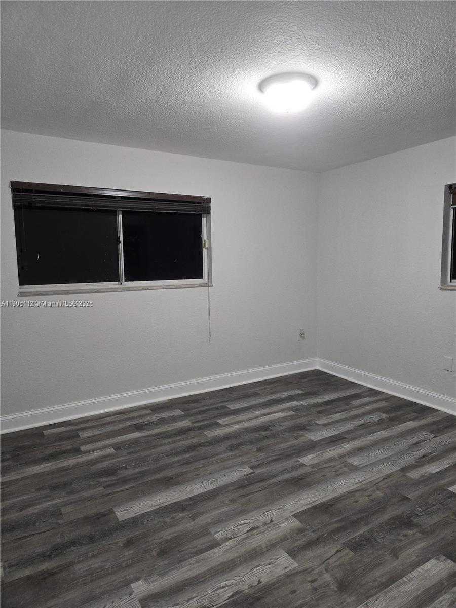 Small Image of 2730 WEST 76TH ST #201, Hialeah Number 5