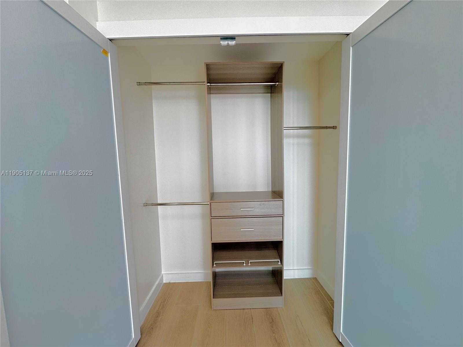 Small Image of 5900 COLLINS AVE #508, Miami Beach Number 31