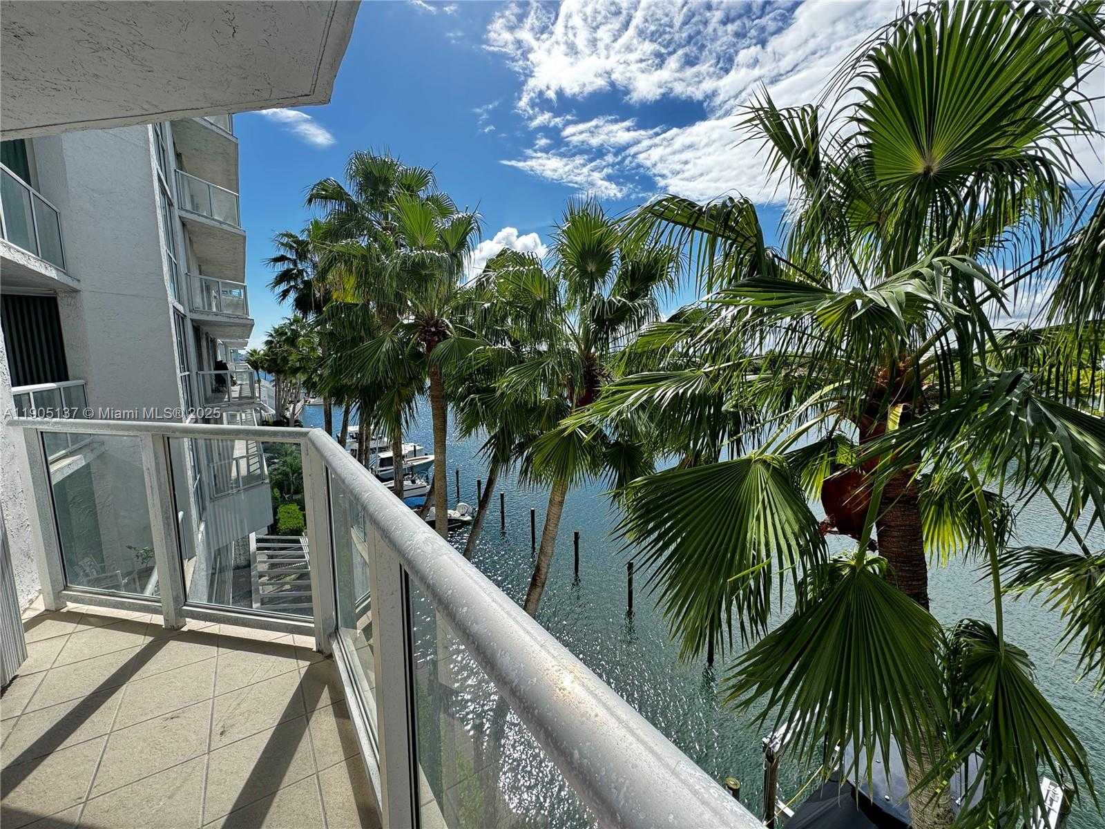 Small Image of 5900 COLLINS AVE #508, Miami Beach Number 36