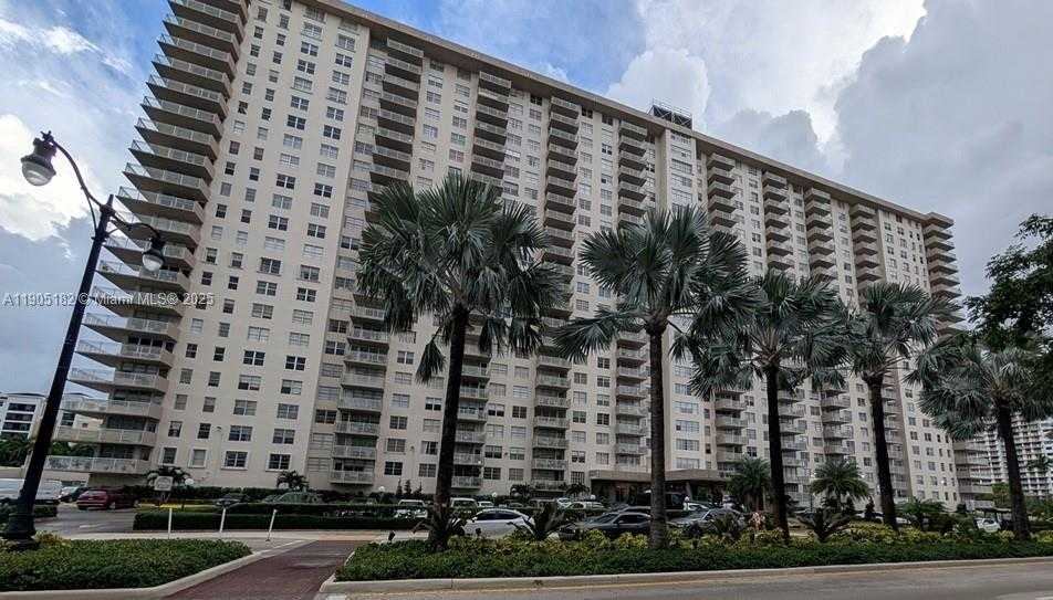 Small Image of 250 174TH ST #317, Sunny Isles Beach Number 1