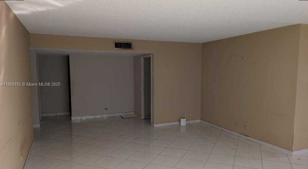 Small Image of 250 174TH ST #317, Sunny Isles Beach Number 5