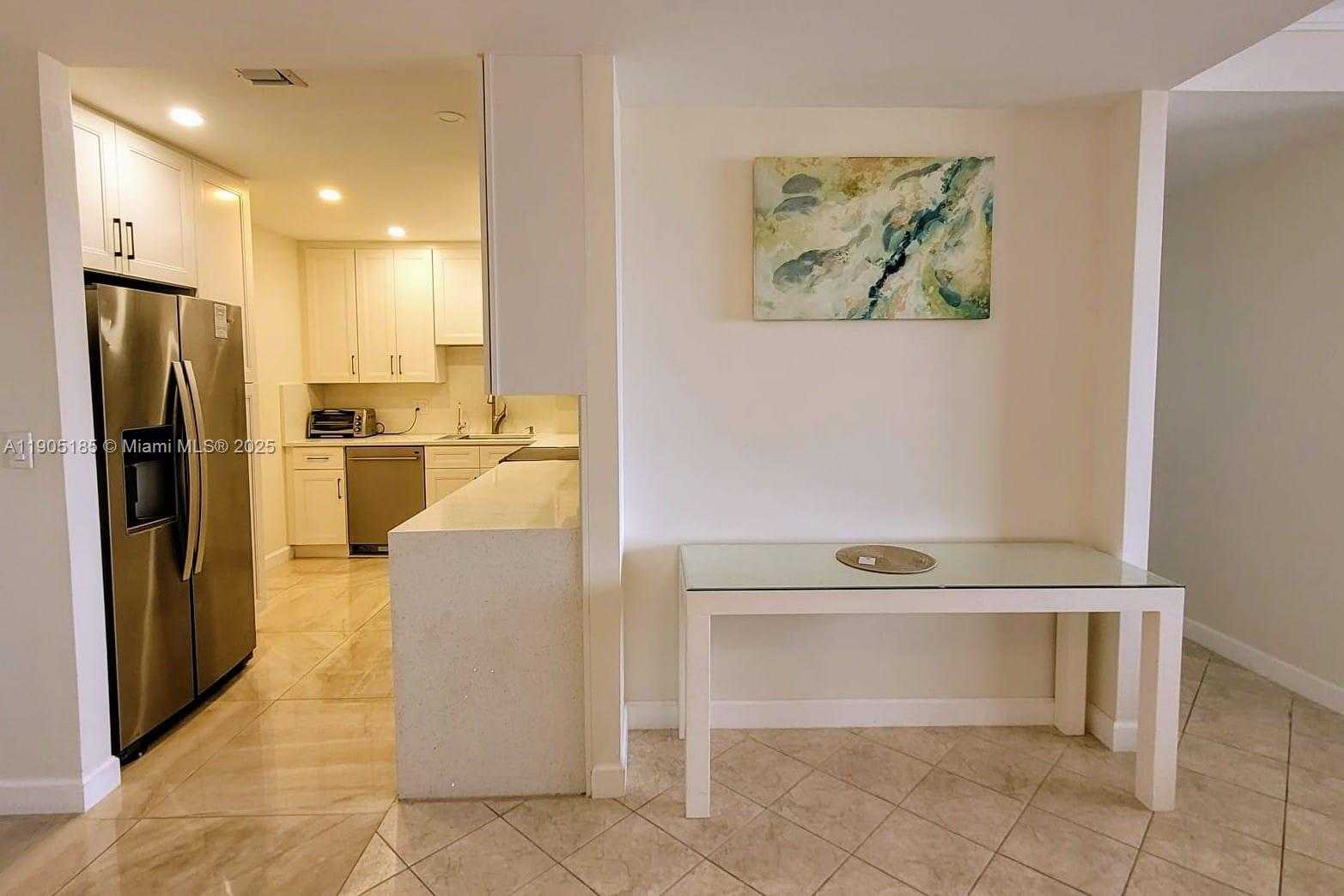 Small Image of 2500 PARKVIEW DR #2517, Hallandale Beach Number 20
