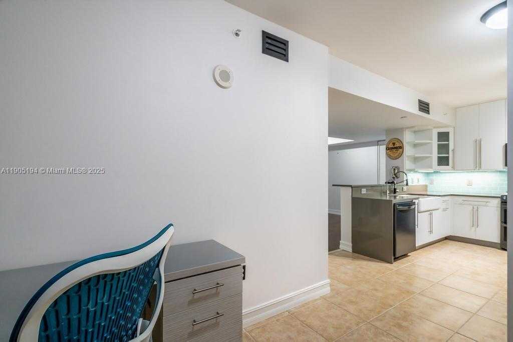 Small Image of 7350 SOUTH WEST 89TH ST #621S, Miami Number 18