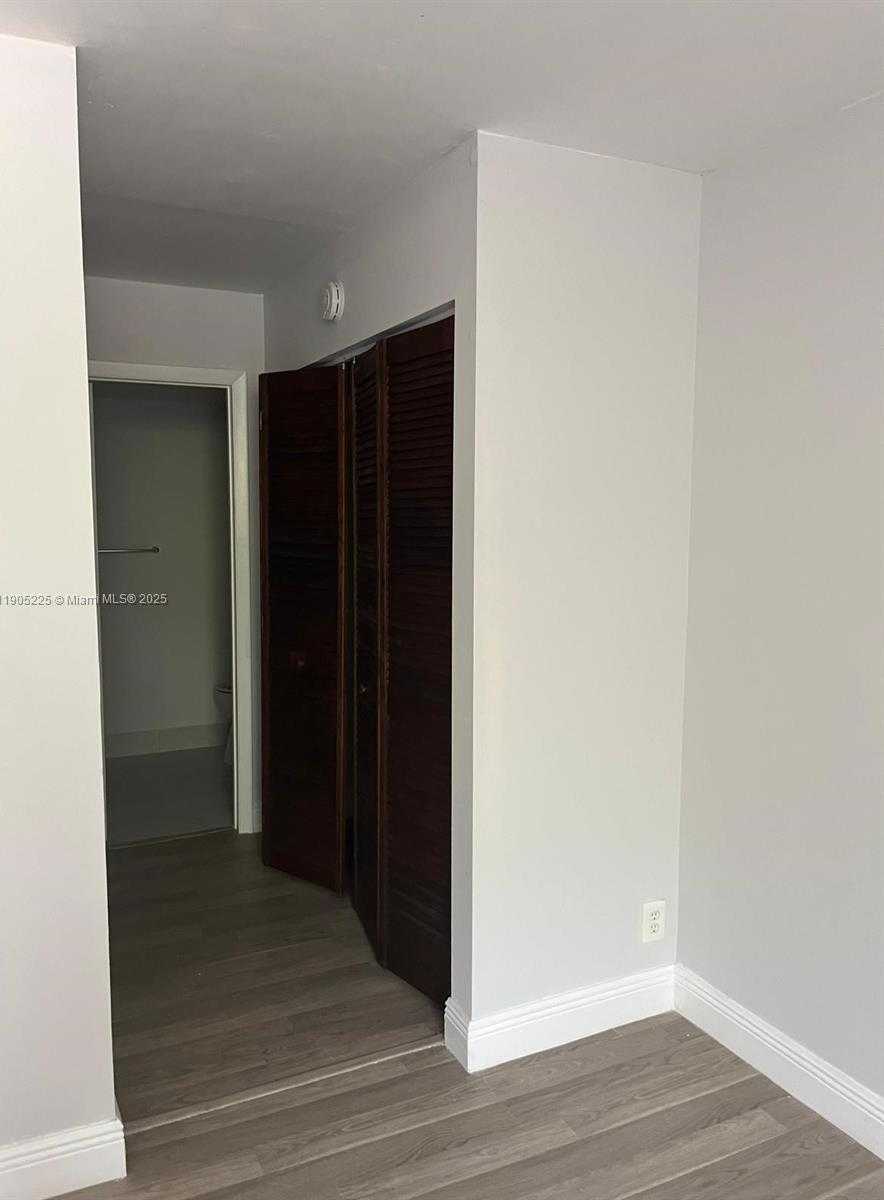 Small Image of 2701 RIVERSIDE DR #203-B, Coral Springs Number 11