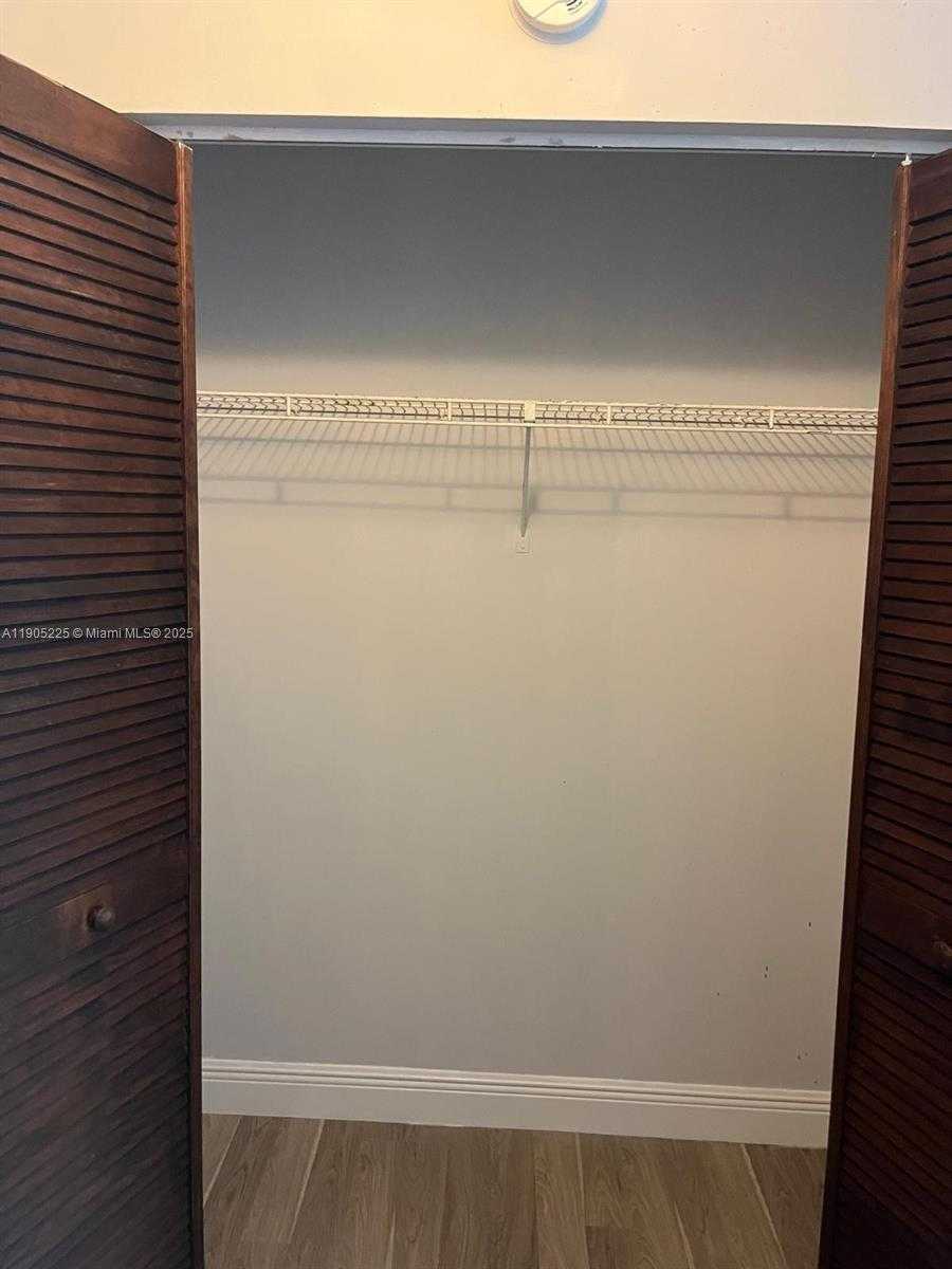 Small Image of 2701 RIVERSIDE DR #203-B, Coral Springs Number 12