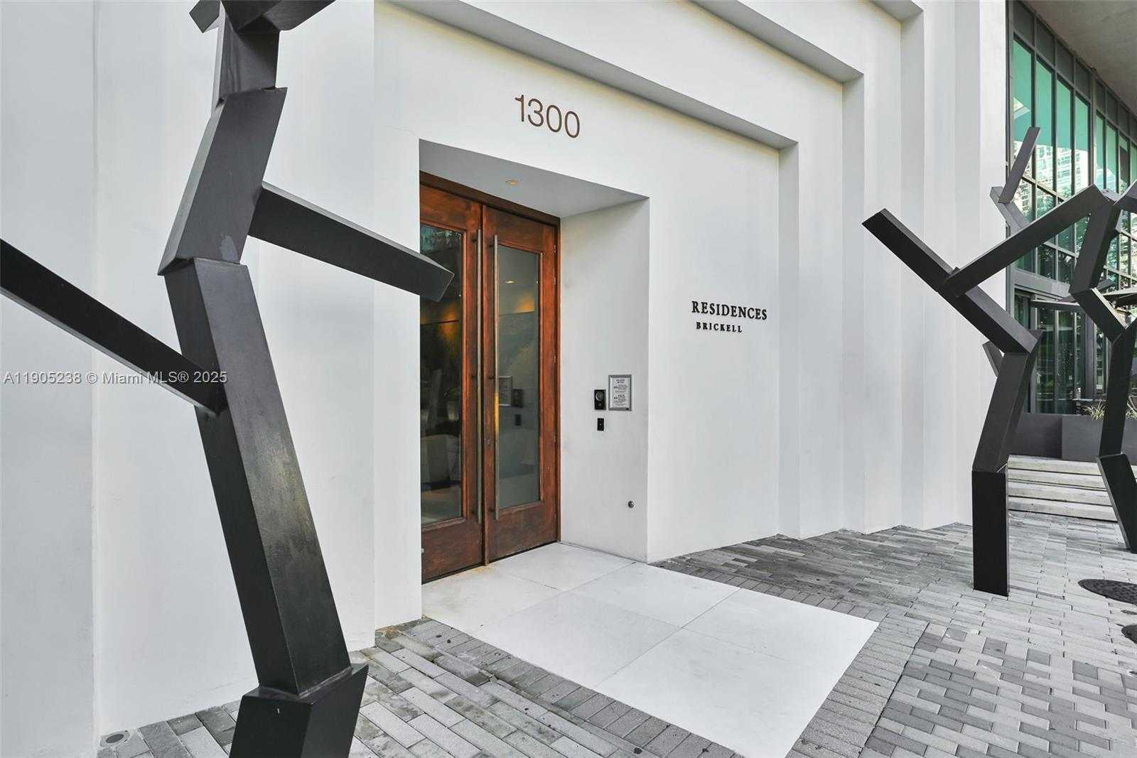 Imagen de Pequeño Objeto