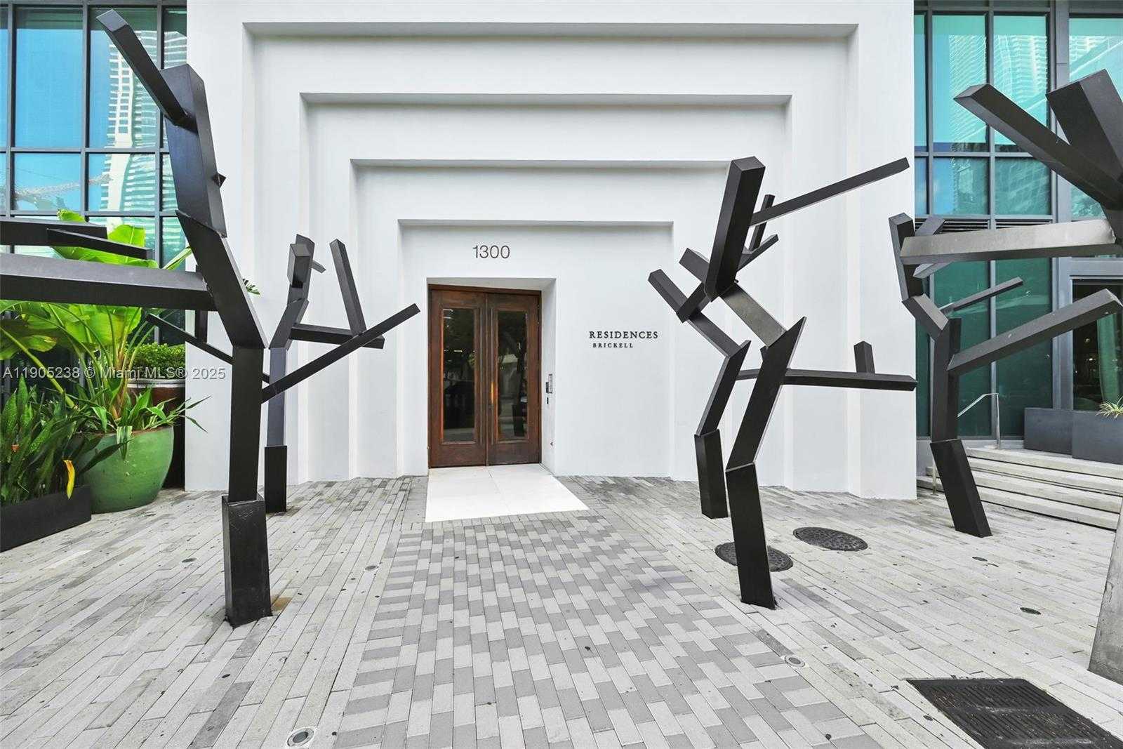 Imagen de Pequeño Objeto