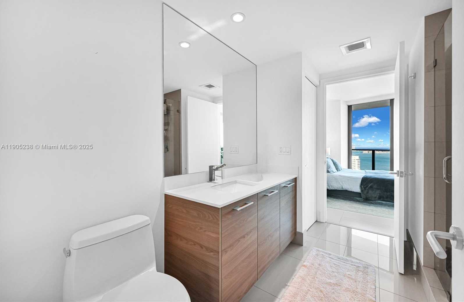 Imagen de Pequeño Objeto