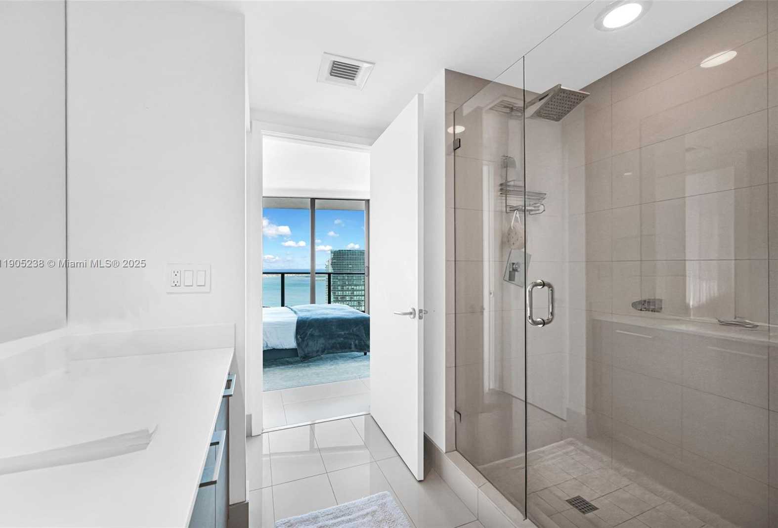 Imagen de Pequeño Objeto