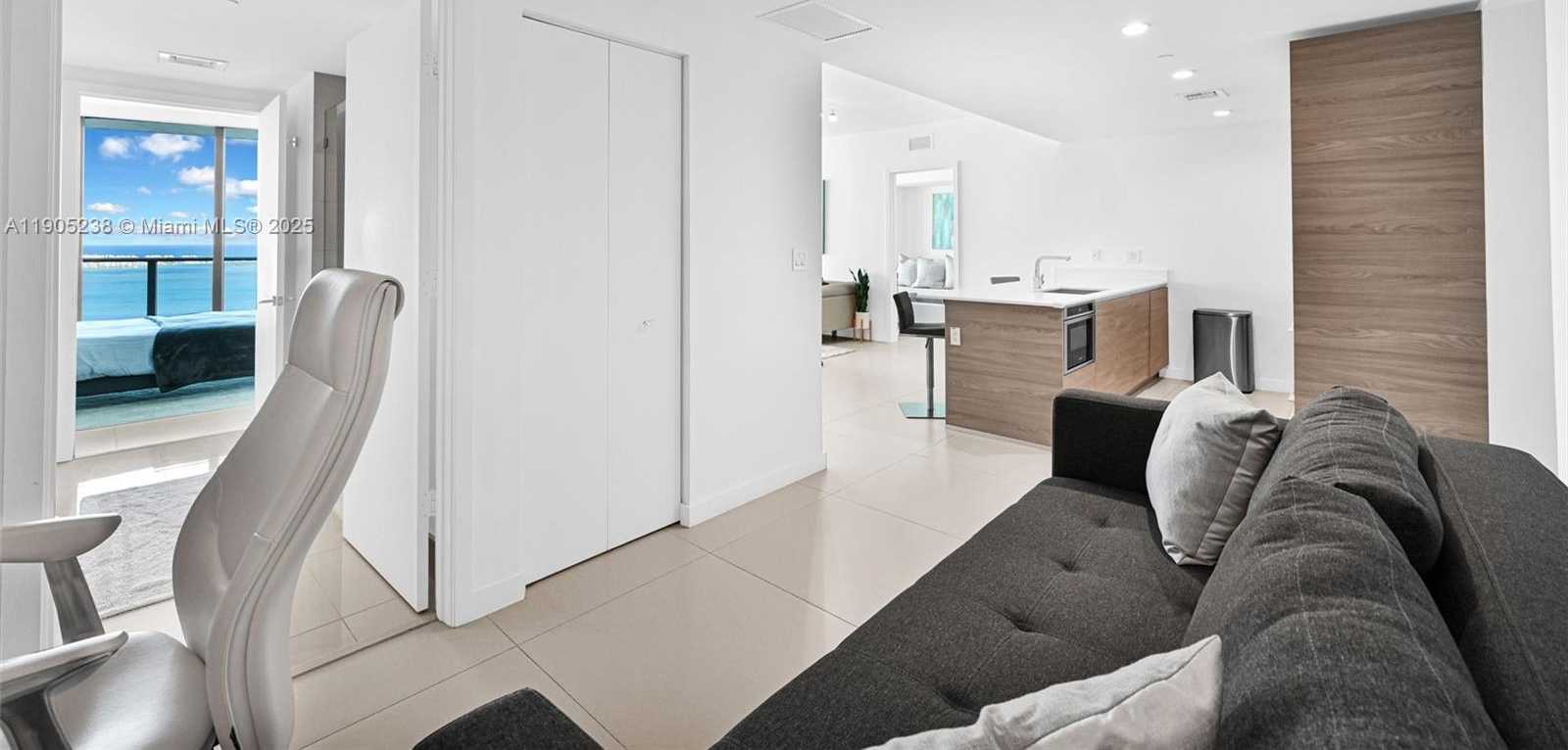 Imagen de Pequeño Objeto