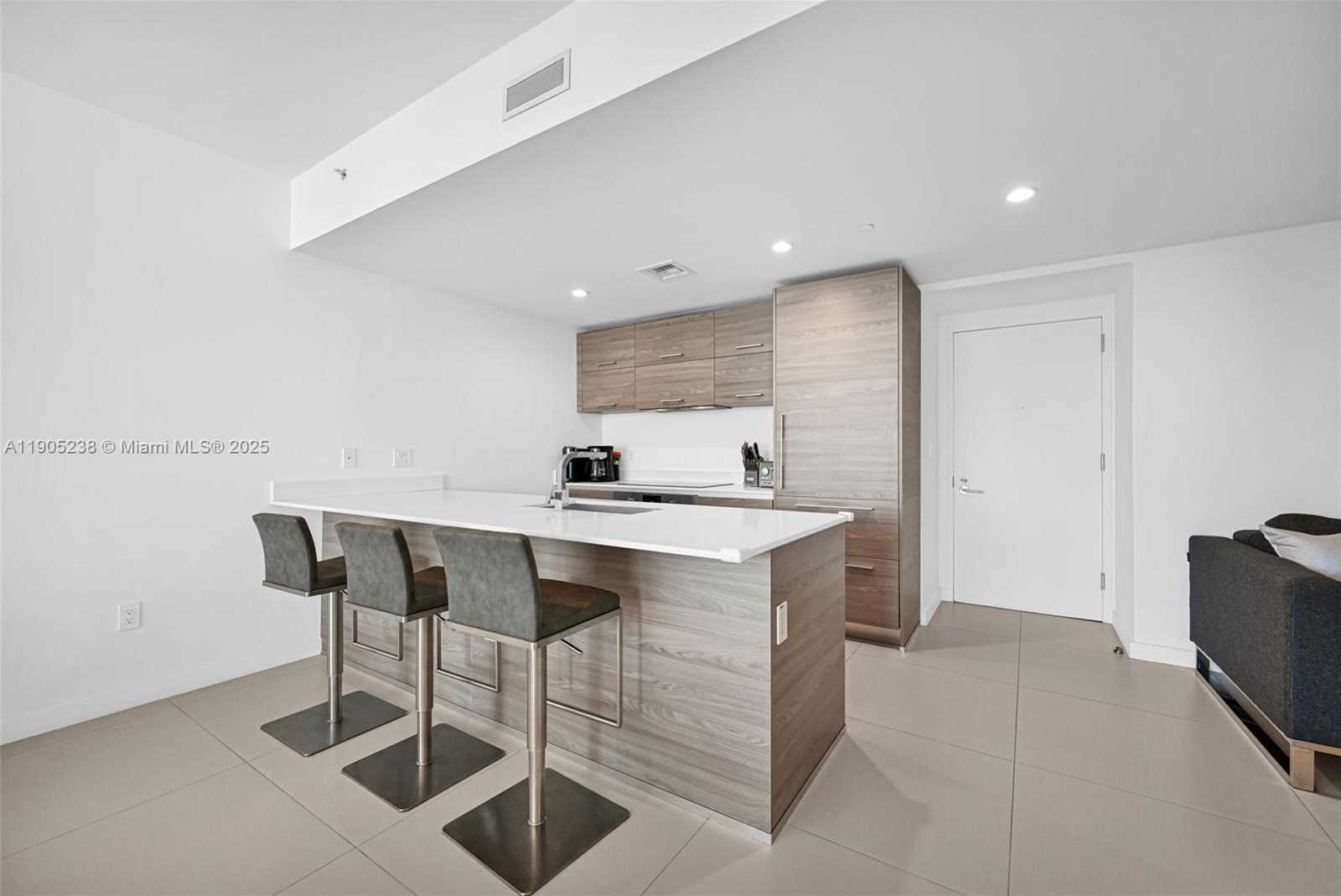 Imagen de Pequeño Objeto