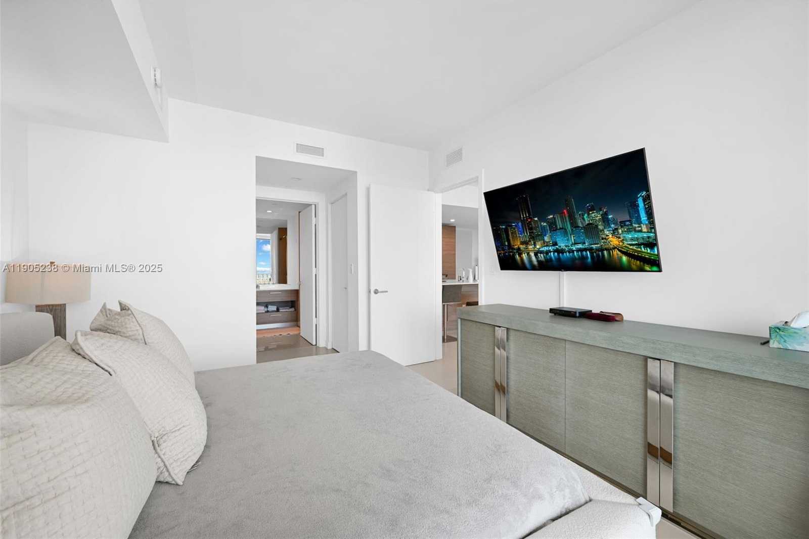 Imagen de Pequeño Objeto