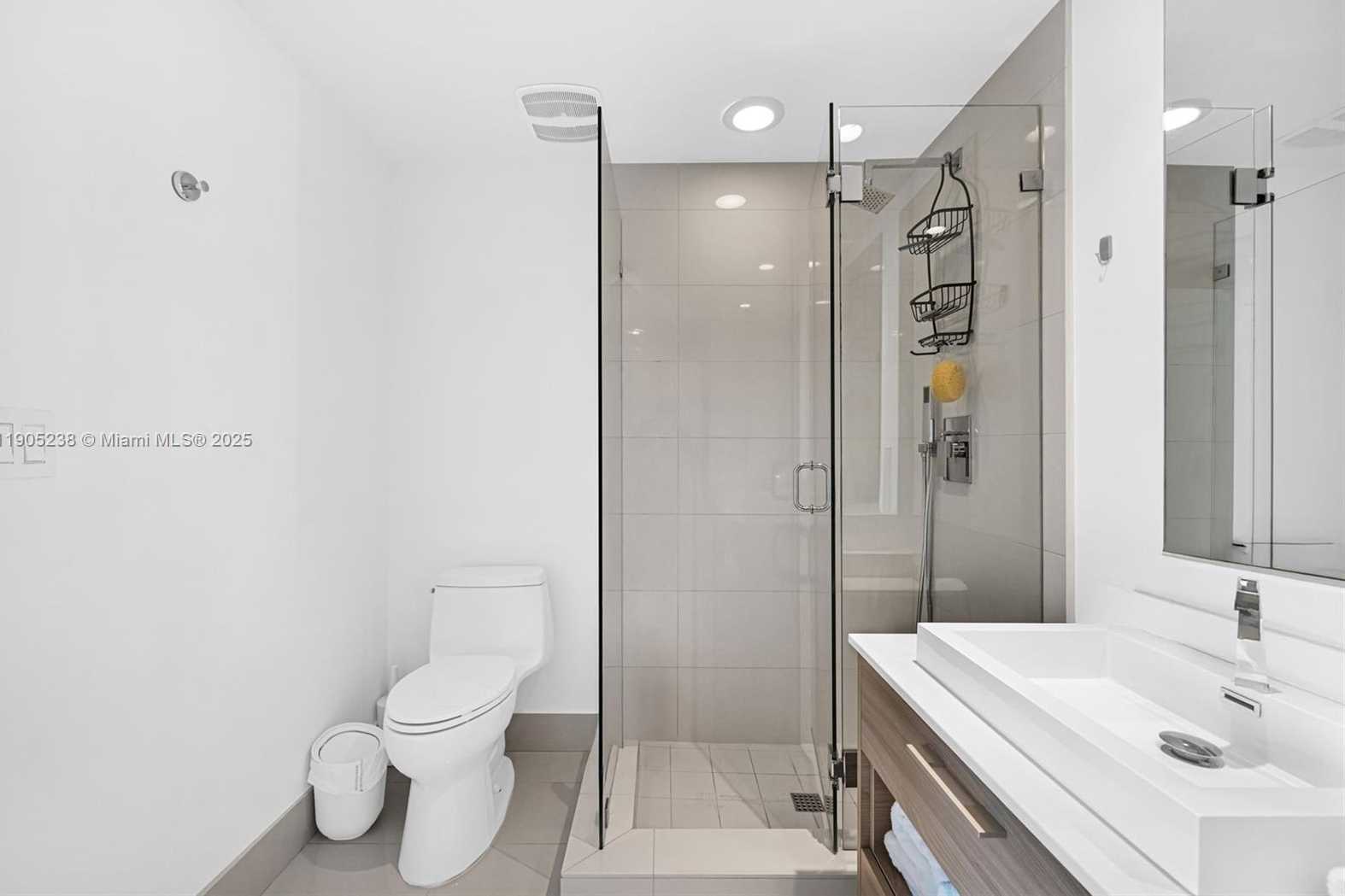 Imagen de Pequeño Objeto