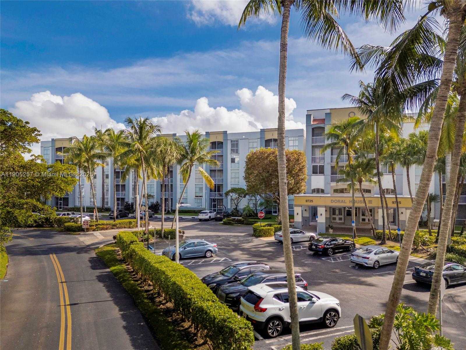 Small Image of 9725 NORTH WEST 52ND ST #213, Doral Number 6