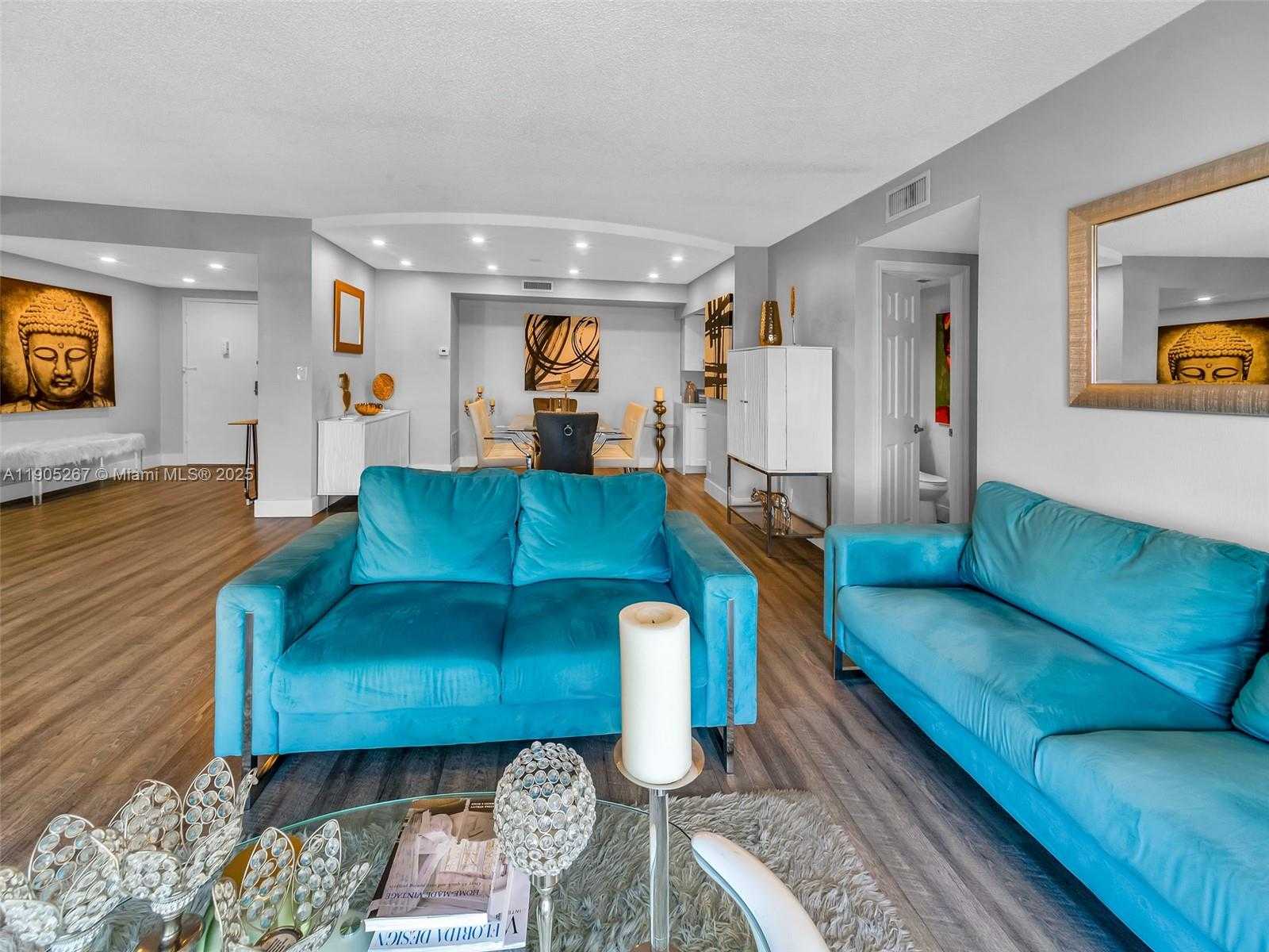 Small Image of 3800 HILLCREST DR #907, Hollywood Number 6