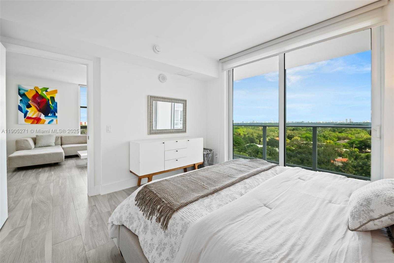 Small Image of 4250 BISCAYNE BLVD #1009, Miami Number 14