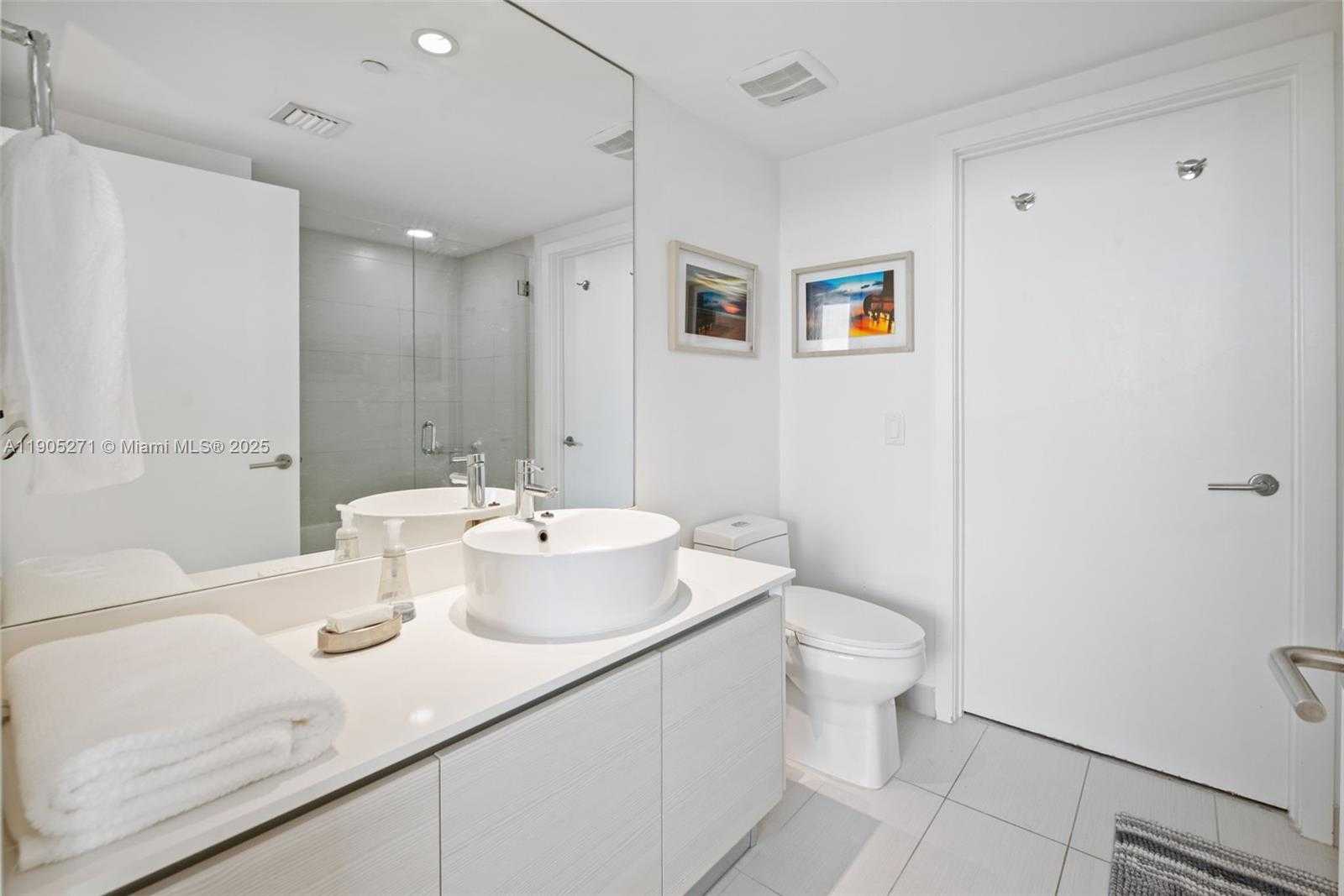 Small Image of 4250 BISCAYNE BLVD #1009, Miami Number 16