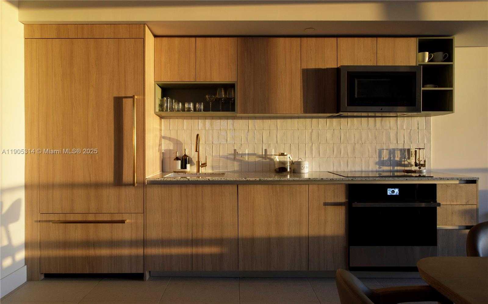 Small Image of 159 NORTH EAST 6TH ST #2816, Miami Number 6