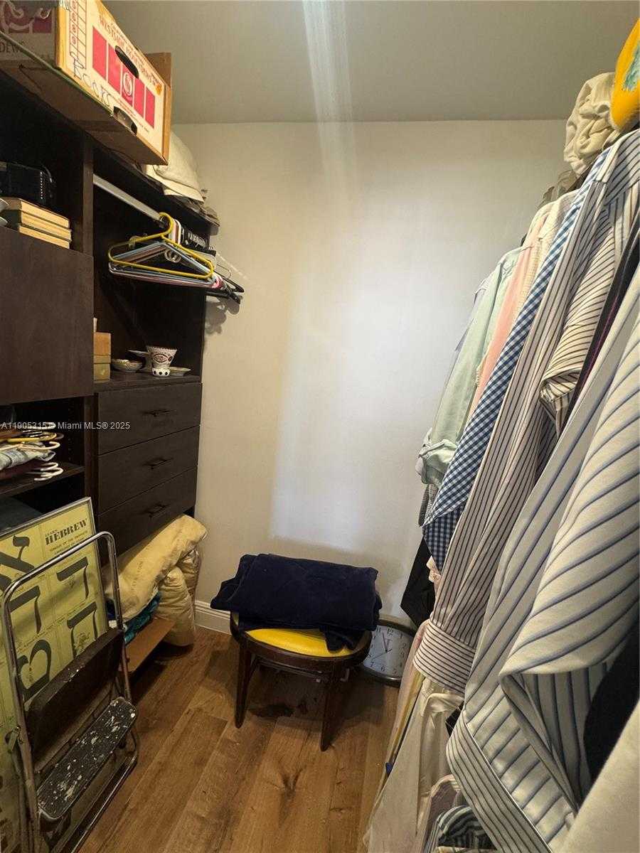 Small Image of 5161 COLLINS AVE #911, Miami Beach Number 15