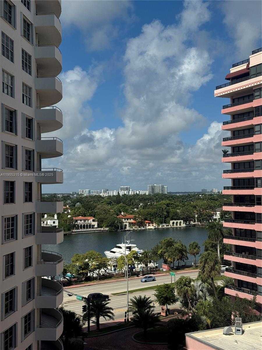 Small Image of 5161 COLLINS AVE #911, Miami Beach Number 2