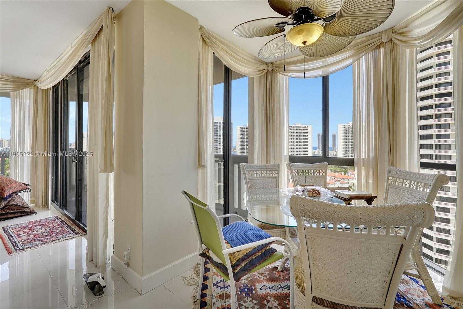 Small Image of 1000 ISLAND BLVD #2004, Aventura Number 14