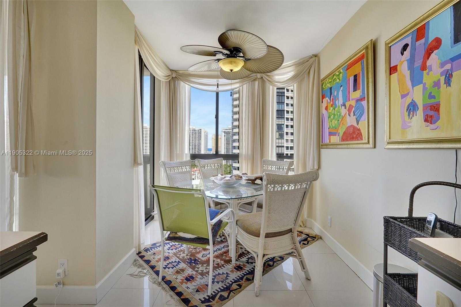 Small Image of 1000 ISLAND BLVD #2004, Aventura Number 19