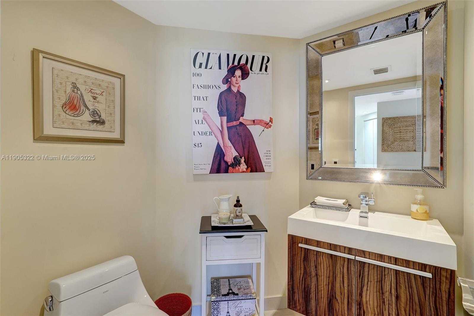 Small Image of 1000 ISLAND BLVD #2004, Aventura Number 21