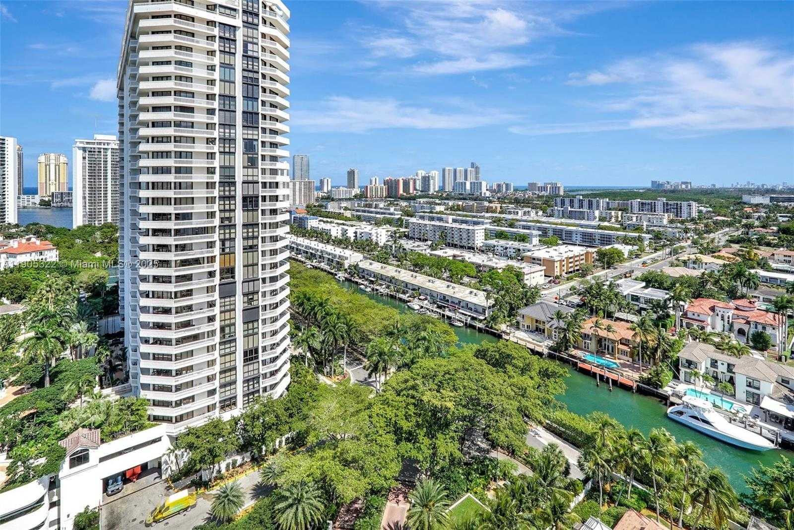 Small Image of 1000 ISLAND BLVD #2004, Aventura Number 40