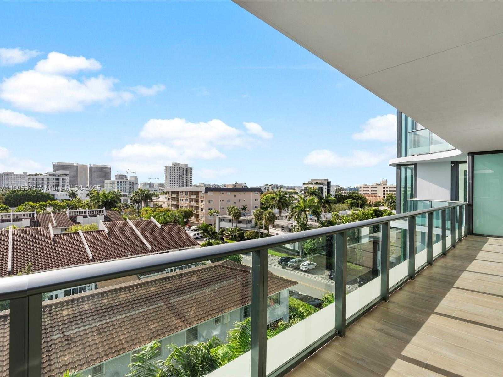 Small Image of 9901 WEST BAY HARBOR DR #605, Bay Harbor Islands Number 28