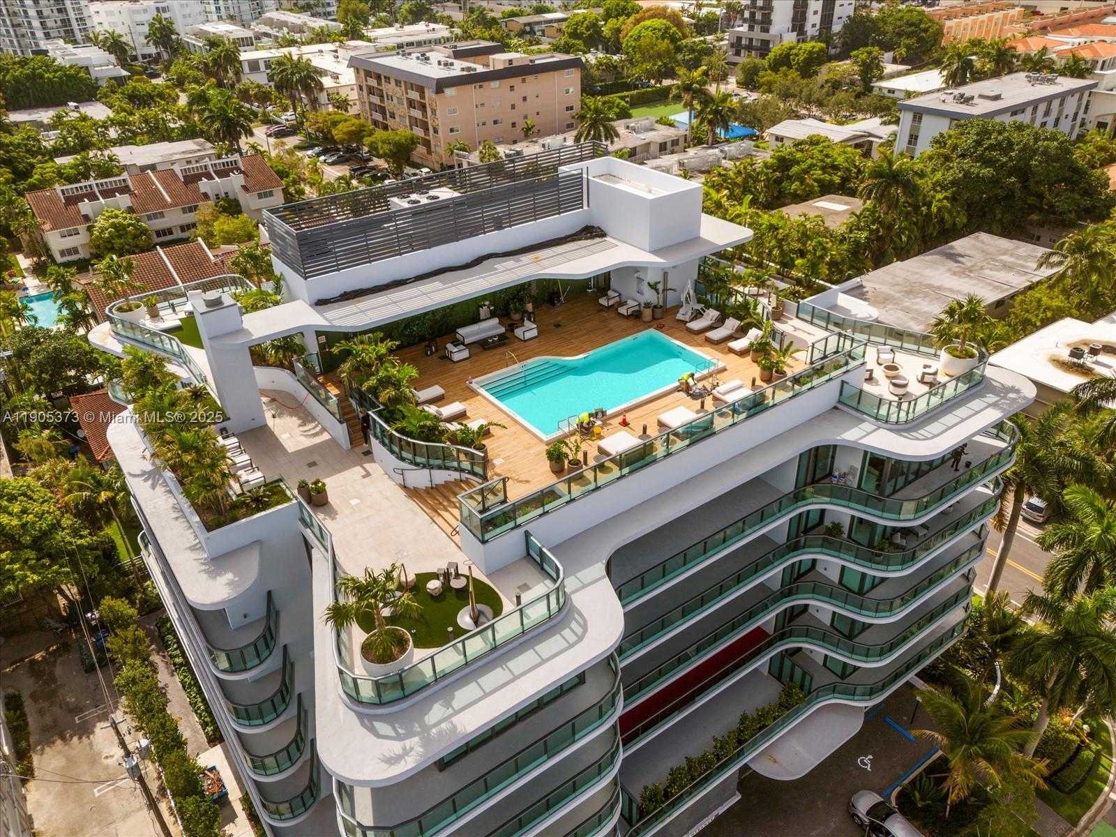 Small Image of 9901 WEST BAY HARBOR DR #605, Bay Harbor Islands Number 31