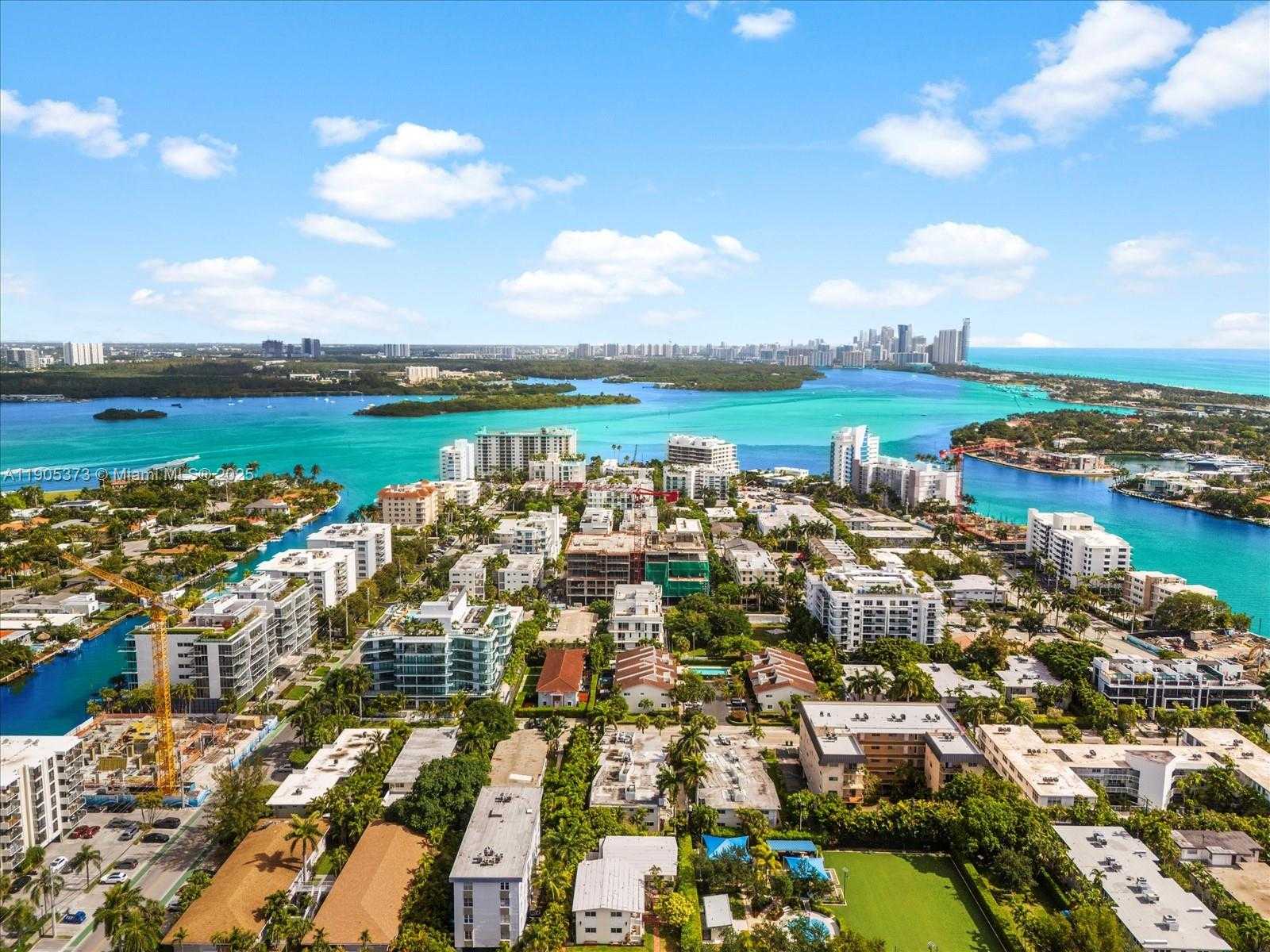 Small Image of 9901 WEST BAY HARBOR DR #605, Bay Harbor Islands Number 48