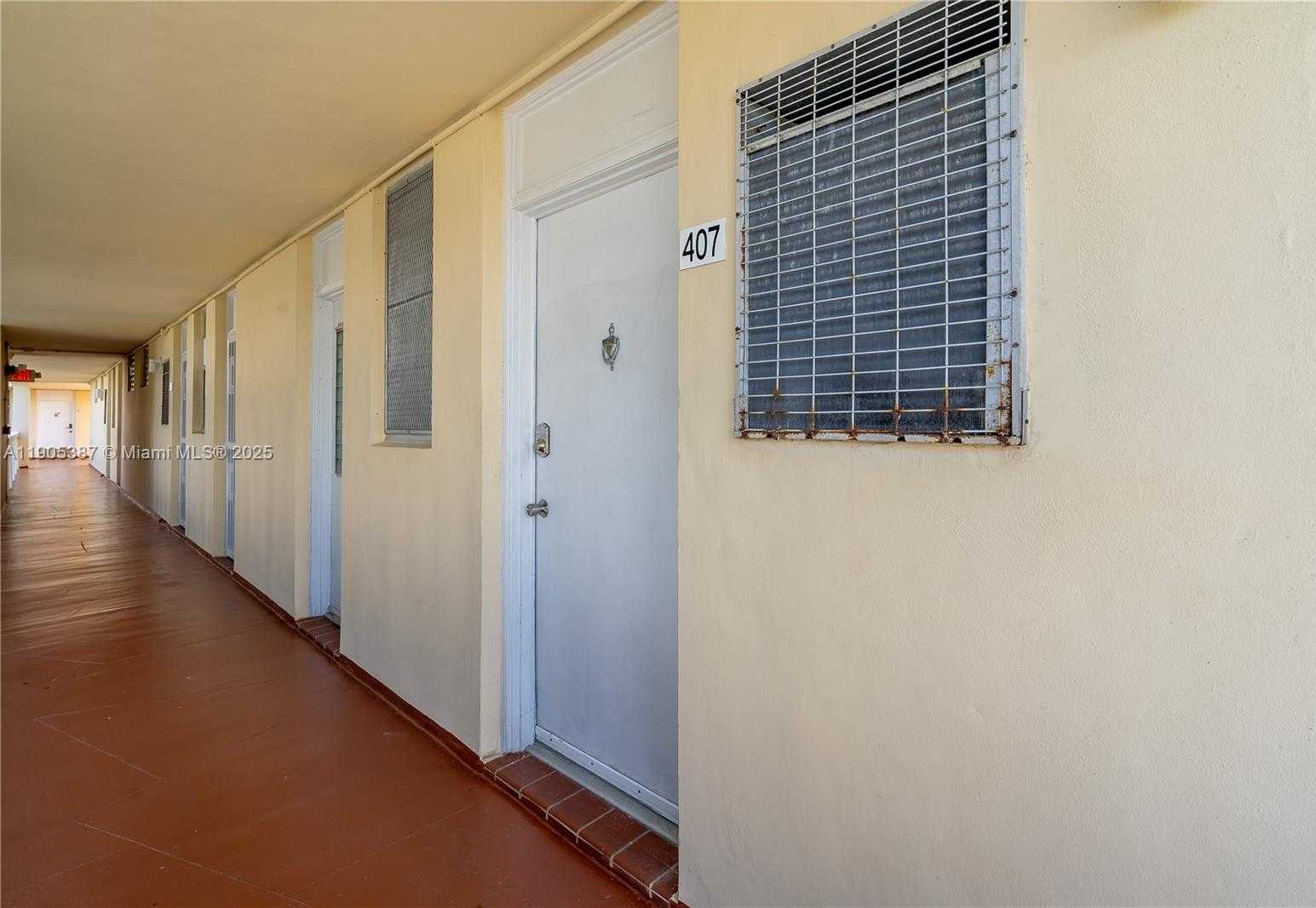 Small Image of 2980 POINT EAST DR #E-407, Aventura Number 23