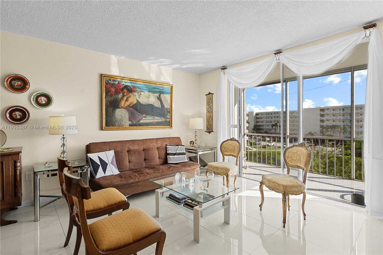 Small Image of 2980 POINT EAST DR #E-407, Aventura Number 9