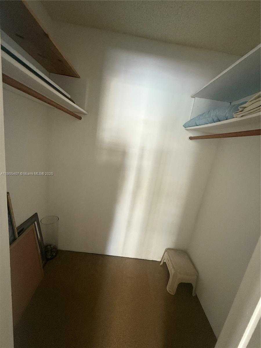 Small Image of 2801 NORTH EAST 183RD ST #202W, Aventura Number 5