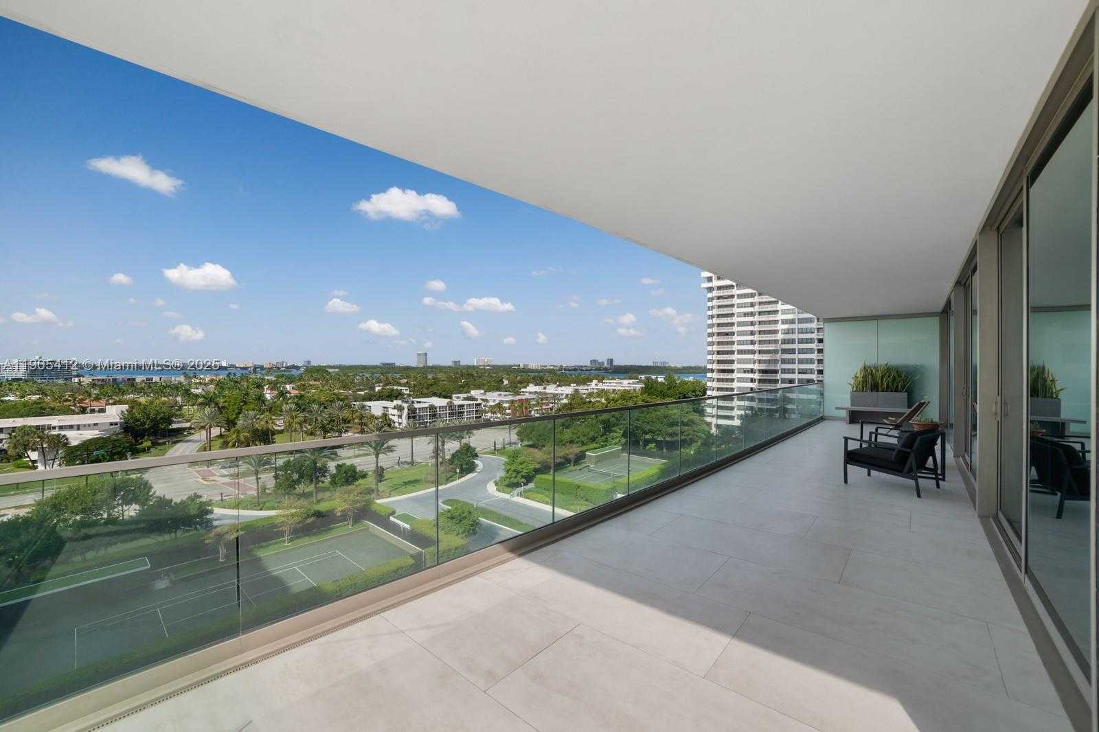 Small Image of 10201 COLLINS AVE #801, Bal Harbour Number 26