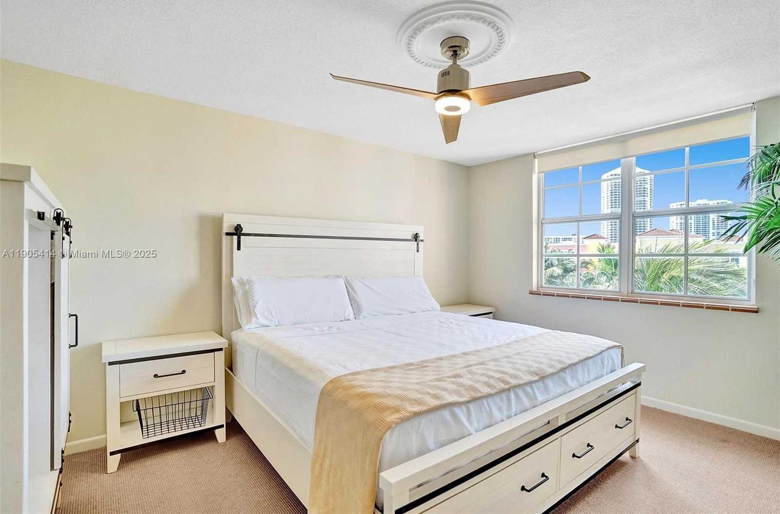 Small Image of 19877 EAST COUNTRY CLUB DR #3607, Aventura Number 18