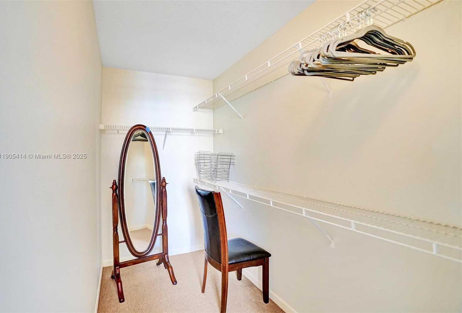 Small Image of 19877 EAST COUNTRY CLUB DR #3607, Aventura Number 32