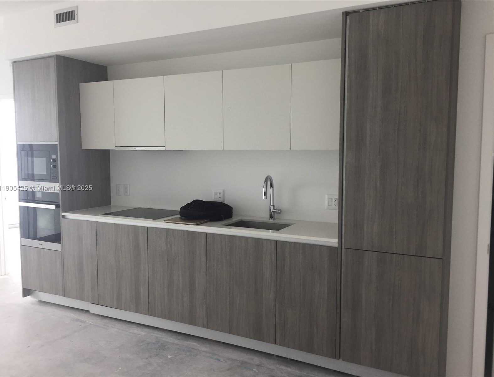 Small Image of 2900 NORTH EAST 7TH AVE #906, Miami Number 5